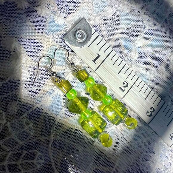 Vintage Green Art Glass Statement Earrings - Picture 6 of 8
